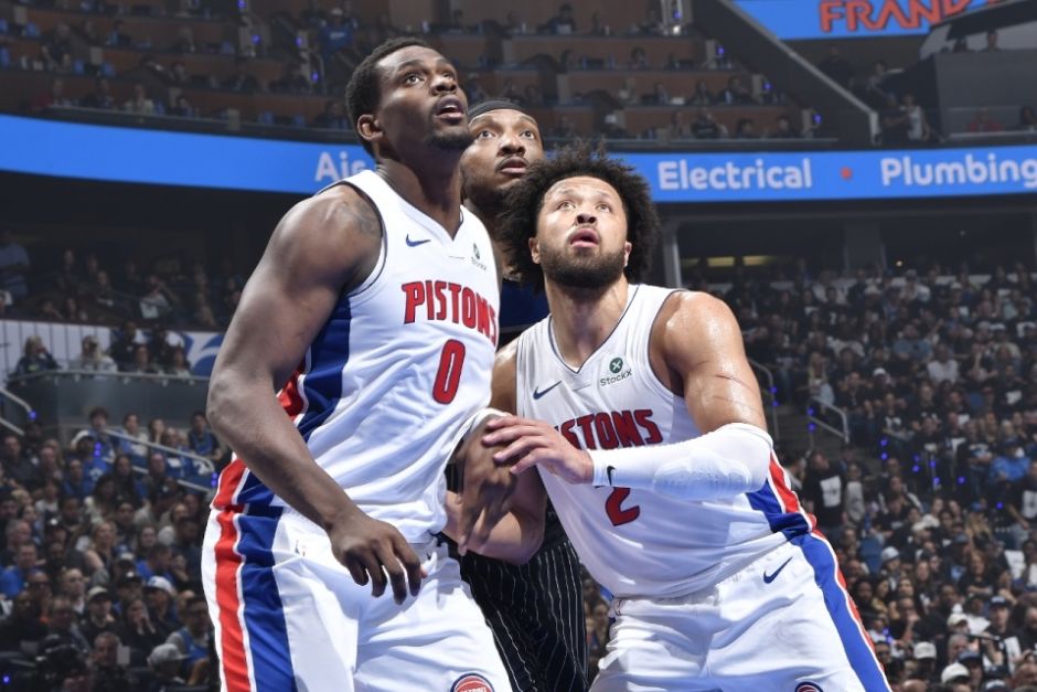 NBA季后赛战报：魔术崩盘遭24分逆转+下半场仅19分历史最差 连续23铁末节仅1球 附全场录像回放